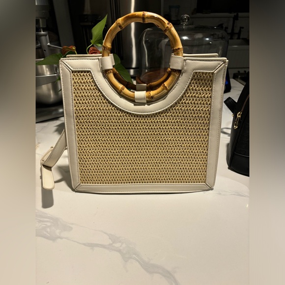 Like  Dreams vegan handbag/ vegan  leather black backpack. - Picture 13 of 15